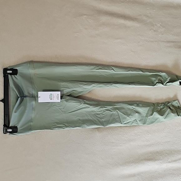 Whitney Simmons Rib Waist Gymshark Leggings Limited Edition Moss Green L NWT - Picture 3 of 6